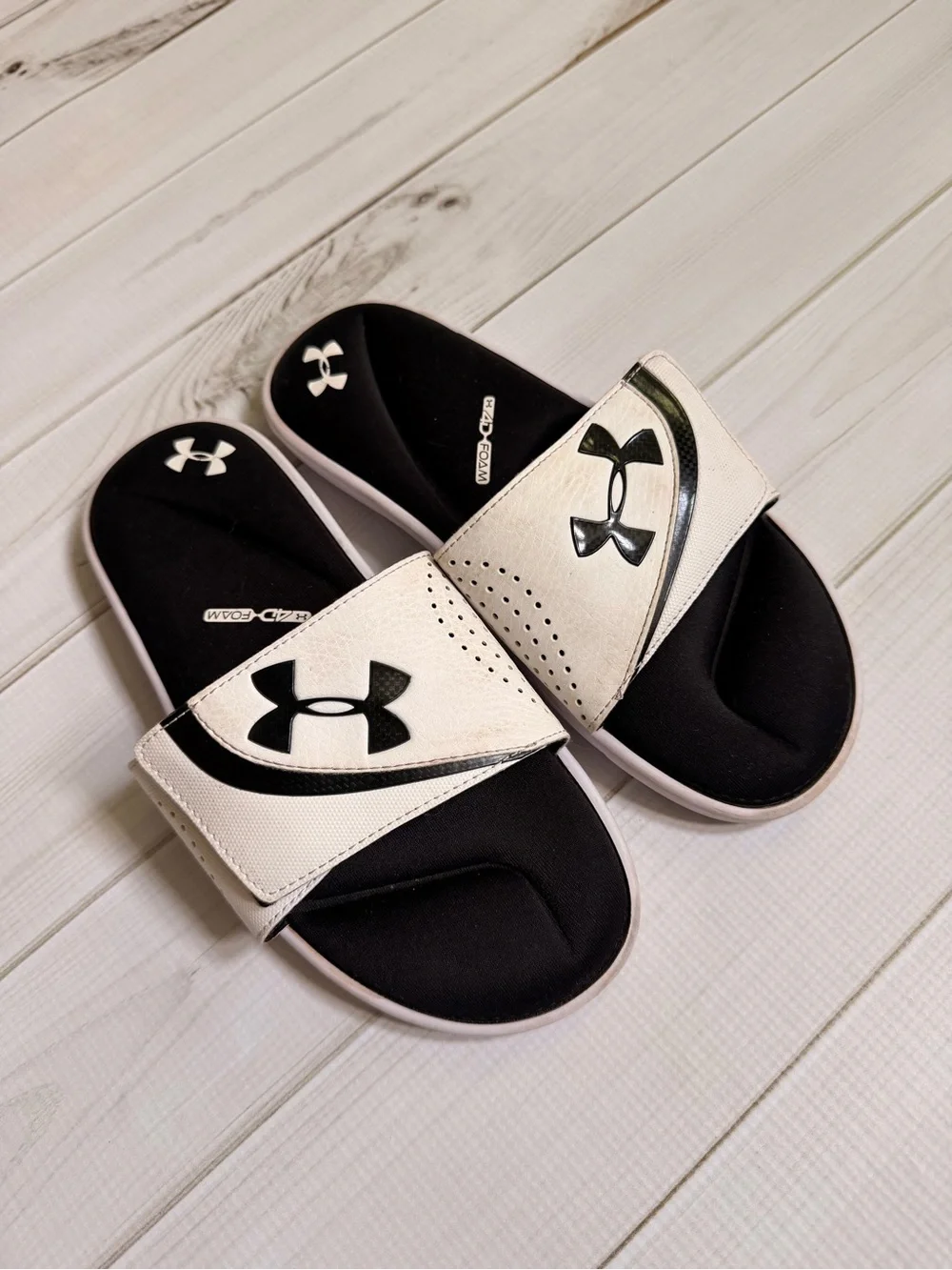 Under Armour Kids Black & White Slide Sandals with Logo Strap